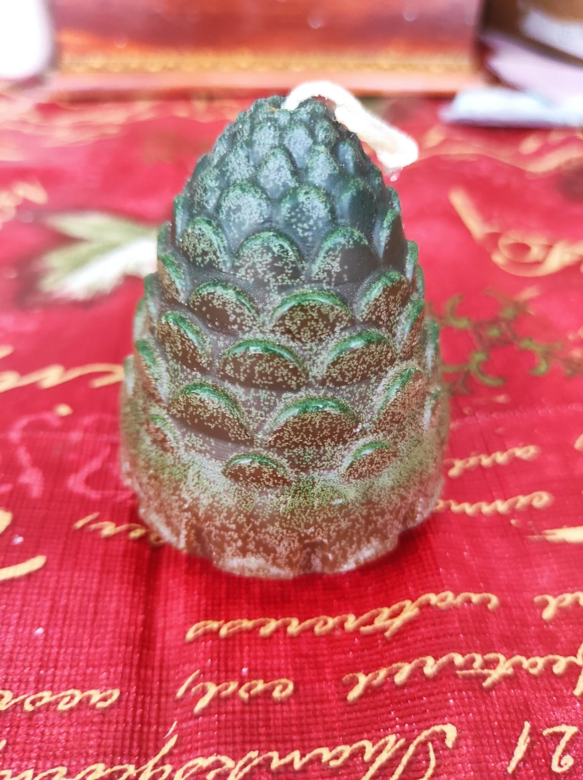 Vela de pino (decorativa y/o aromática)